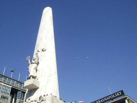 国家纪念碑-阿姆斯特丹必去景点