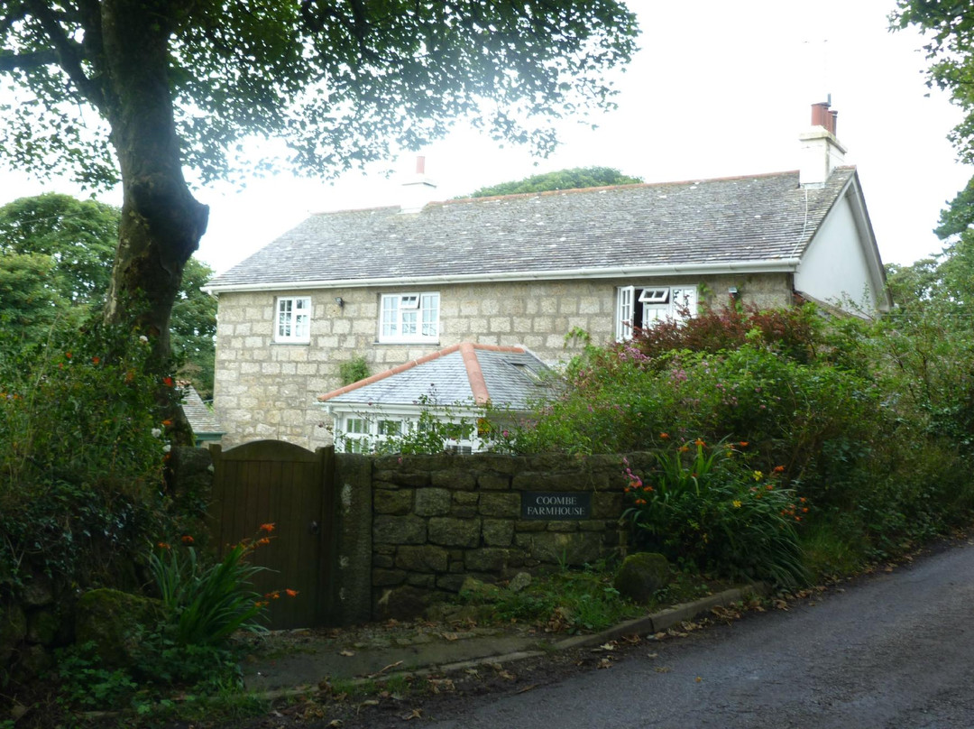 Coombe Farmhouse主图