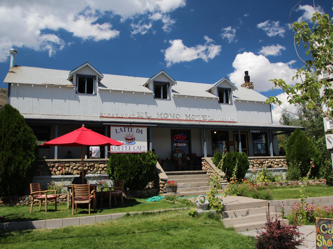 利韦宁餐馆和美食-Latte Da Coffee Cafe