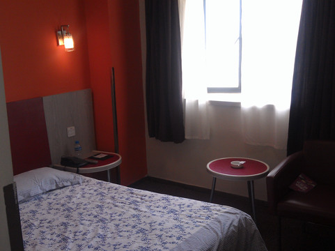 莫泰酒店-西安钟楼北大街地铁站店主图