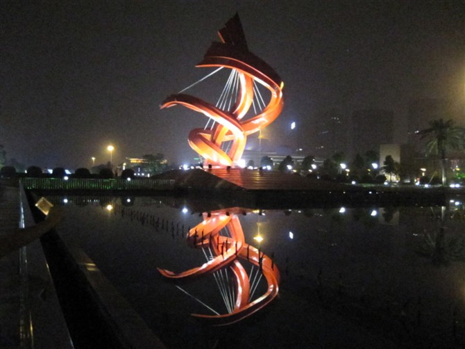 东莞中心广场-东莞市必去景点