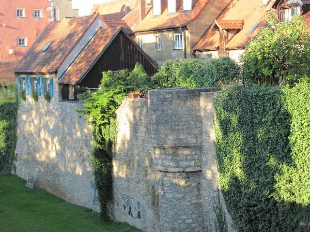 Stadtgraben mit dickem Turm & Nikolausturm-Ochsenfurt必去景点