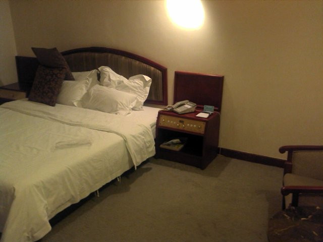 创意时尚连锁酒店(青岛台东精致店)主图