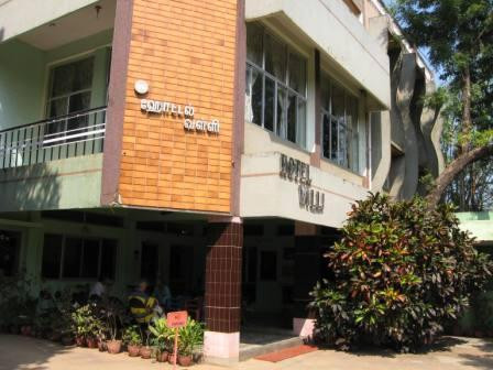 Vaduvur酒店住宿-Hotel Valli