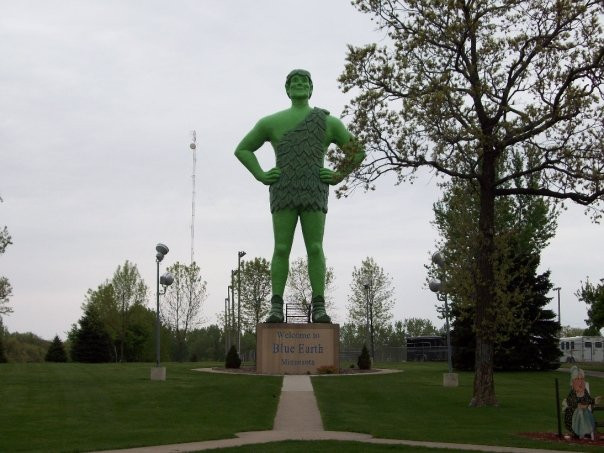 Green Giant Statue Park景点图片