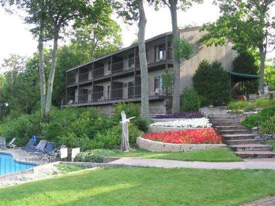 Egg Harbor Lodge