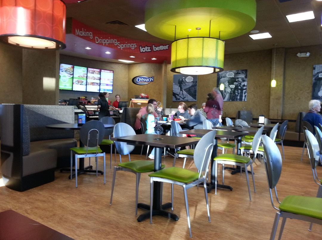 Driftwood餐馆和美食-Schlotzsky's