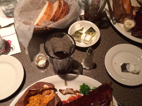 Montgomery Inn-Ribs King