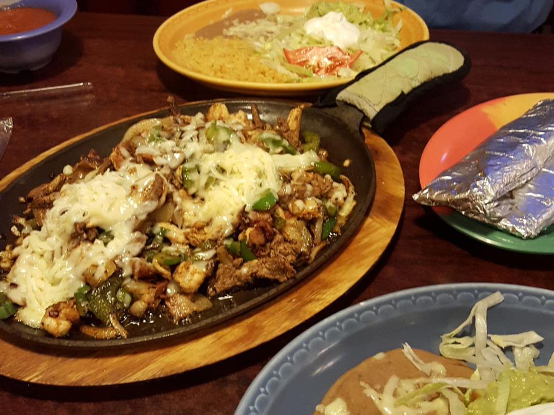 Martin餐馆和美食-Los Portales