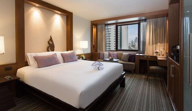 曼谷苏阁索酒店主图