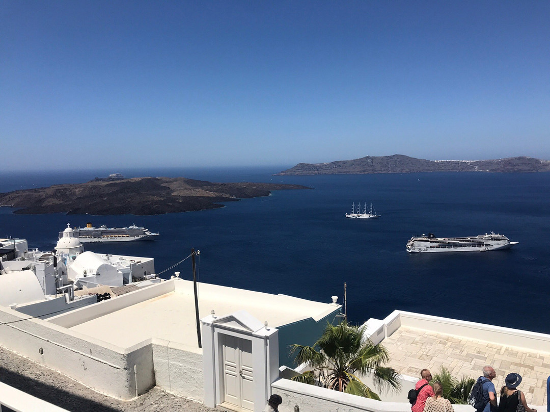 Dng Travel - Train Tour-佩里萨必去景点