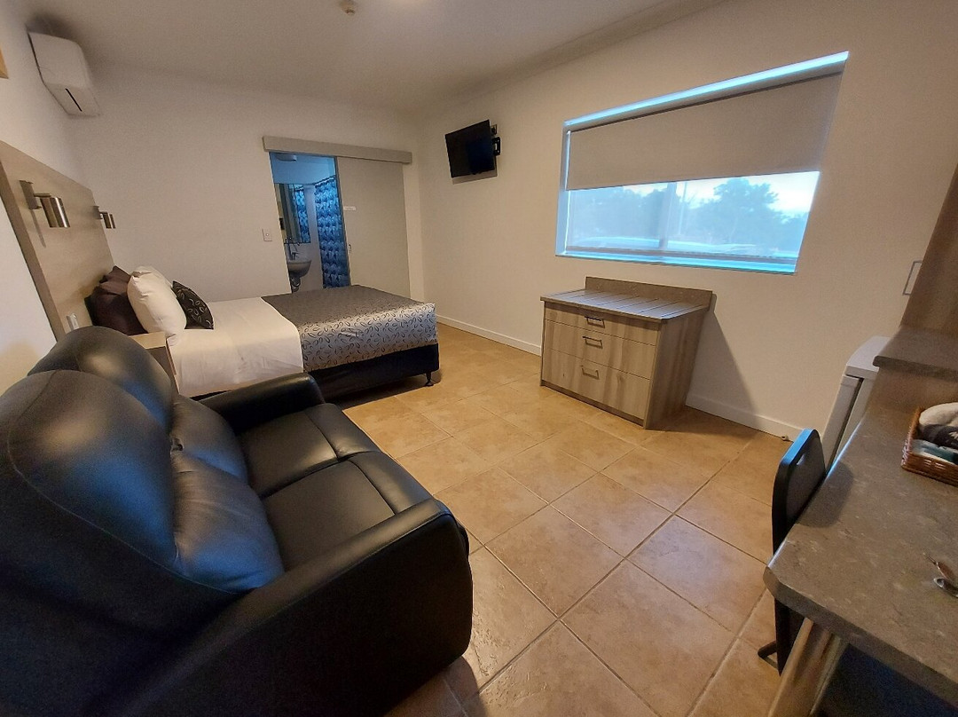 Childers Oasis Motel主图