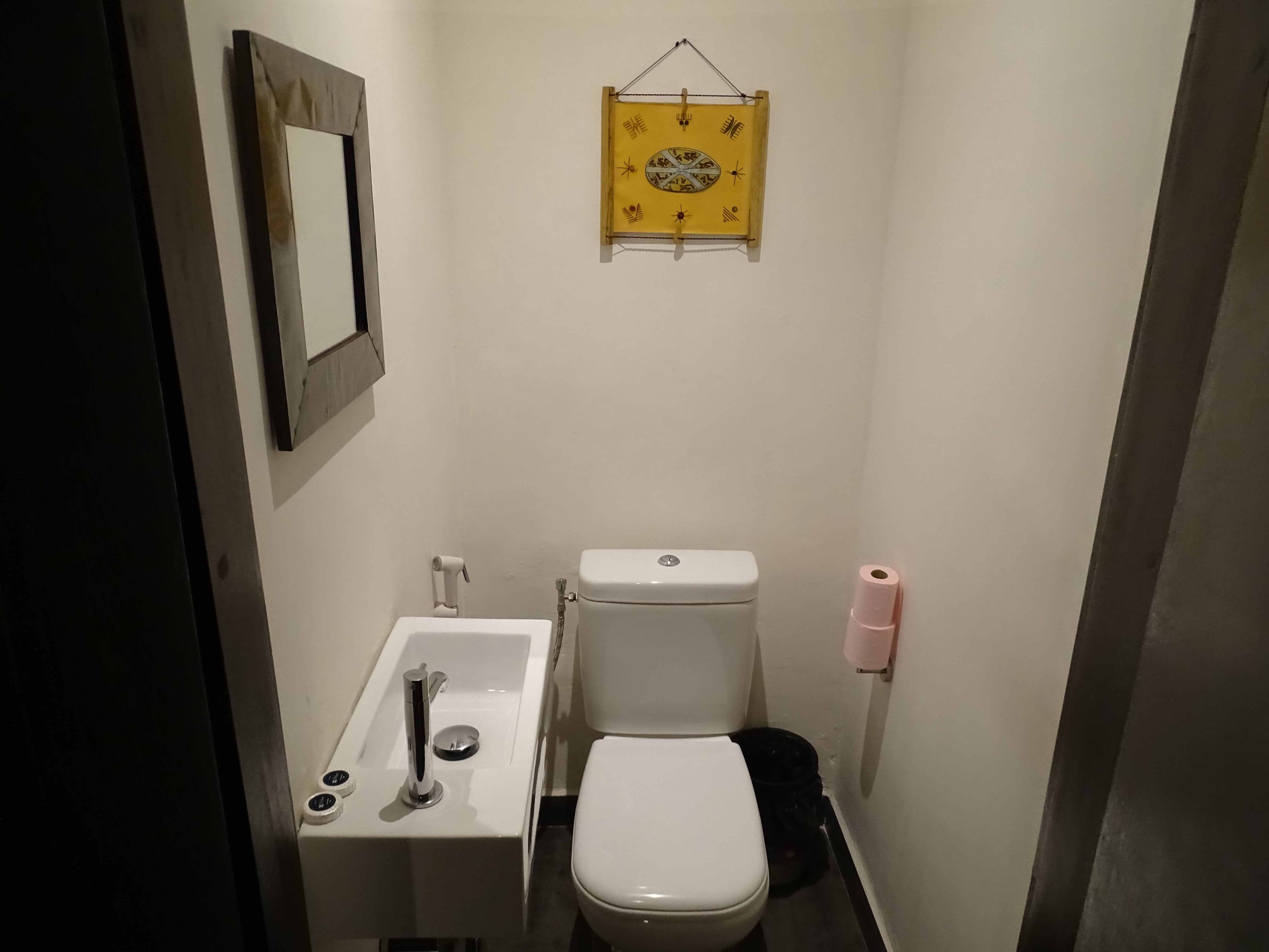 The Djoloff Boutique Hotel-浴室