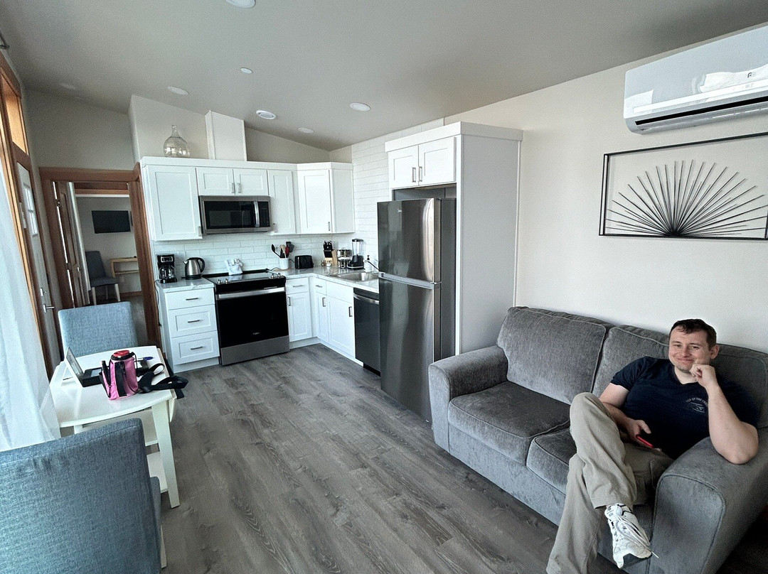 Sunrise Resort and Motel主图