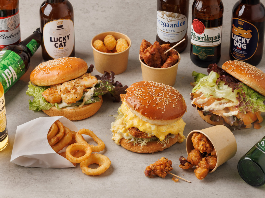 Seafood Burger 島童子