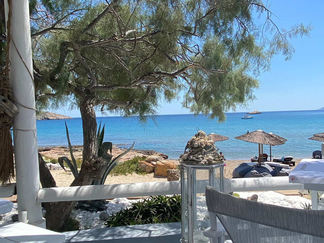 Koumbara Beach-Koumpara必去景点