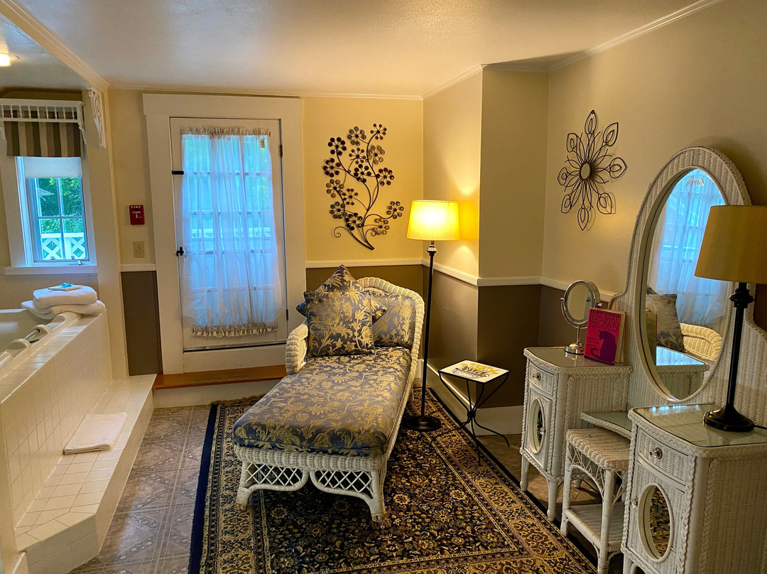 Rabbit Hill Inn主图