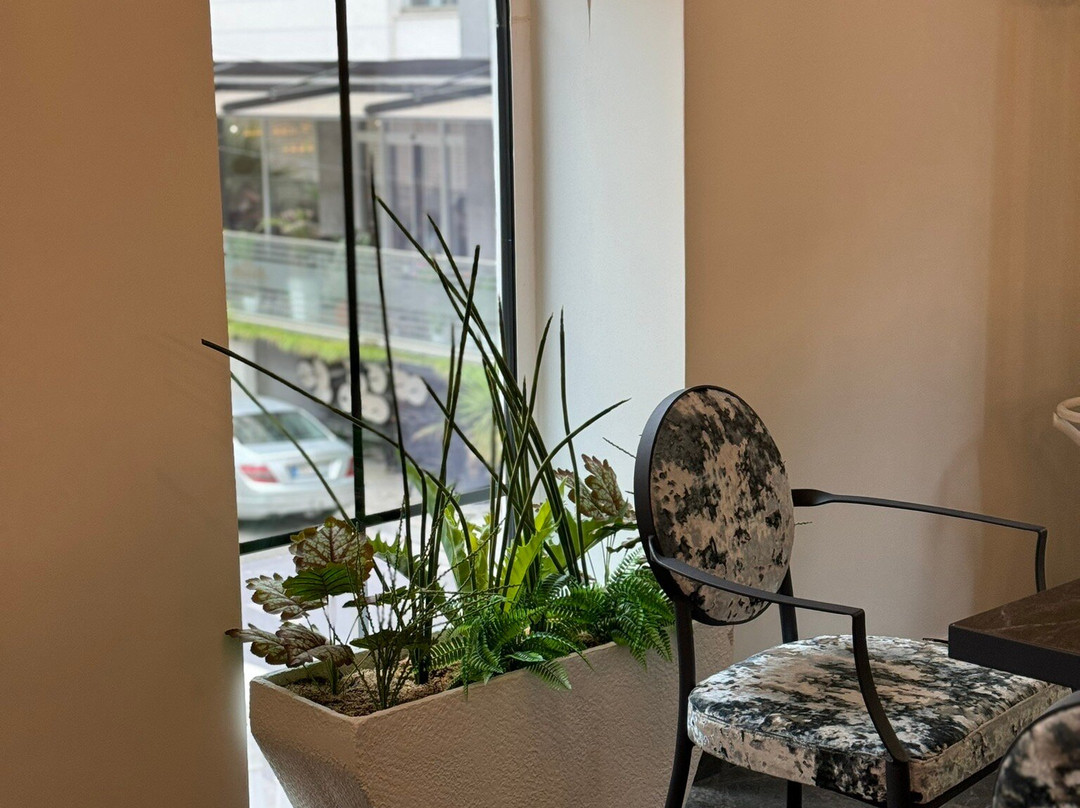 Martiness Hotel Durre主图