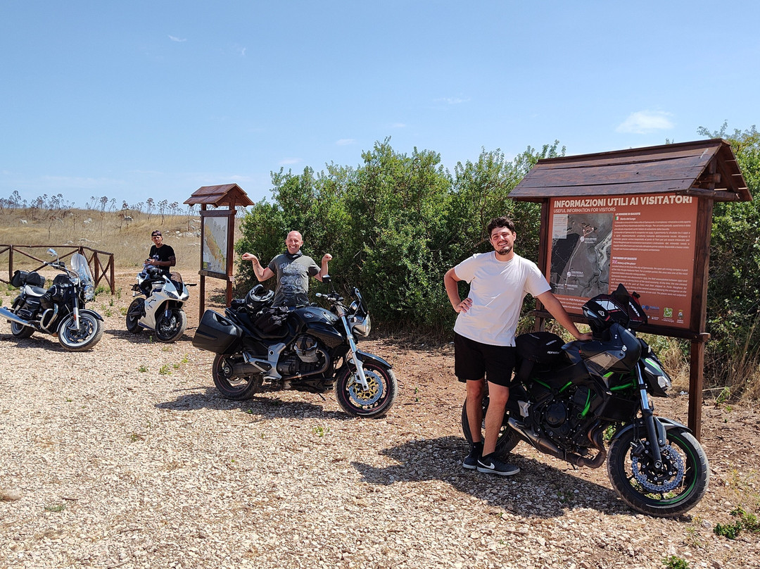 Cava di Bauxite-Spinazzola必去景点