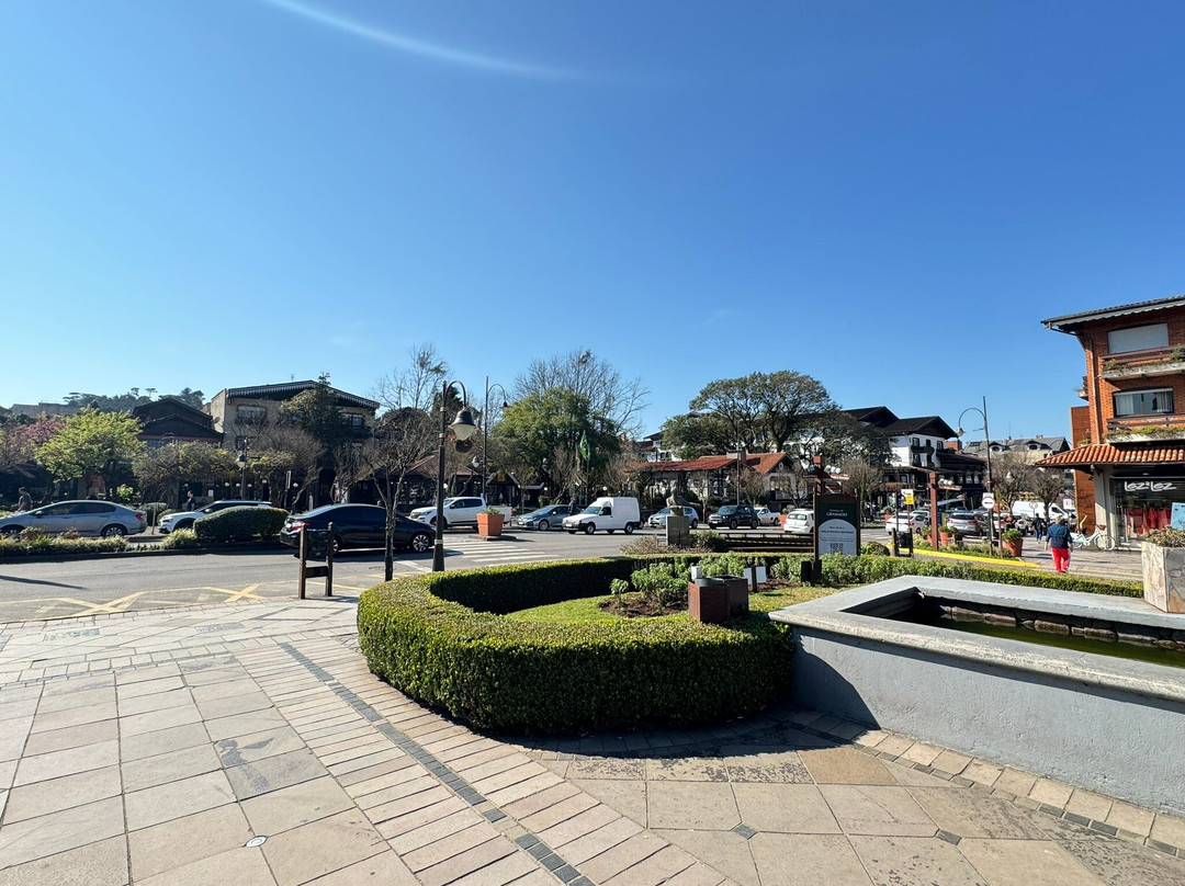 Praca Major Nicoletti-格拉玛多必去景点