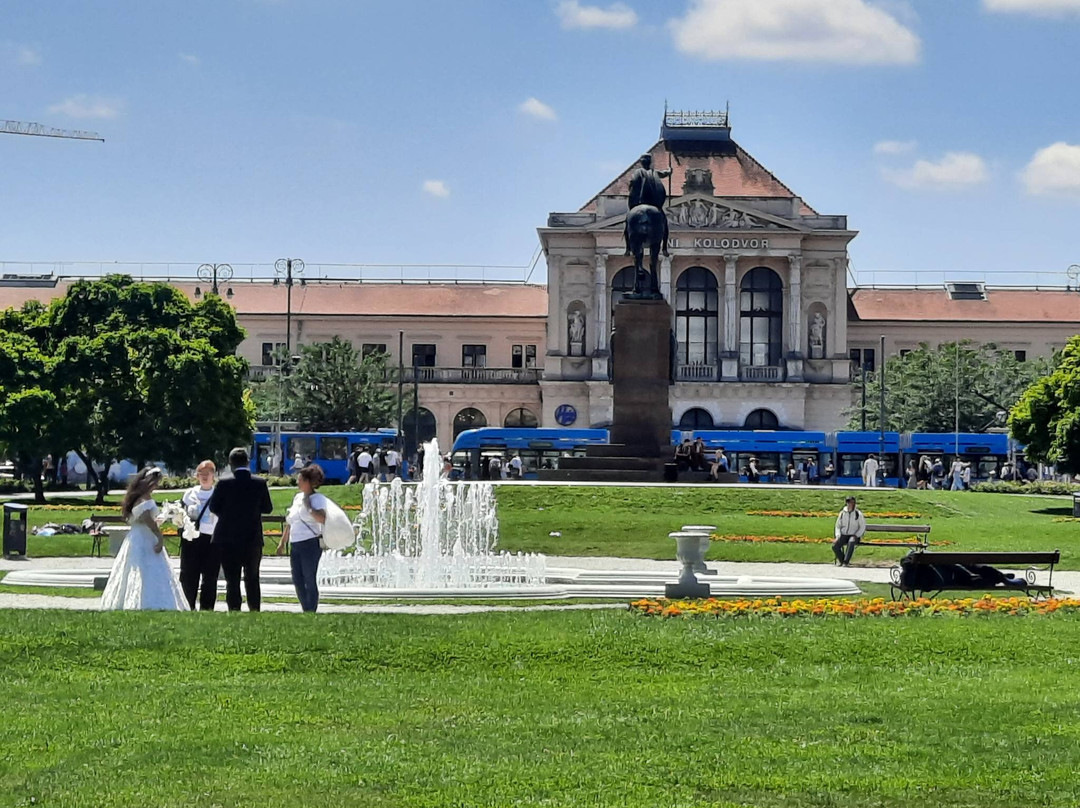 King Tomislav Square-萨格勒布必去景点