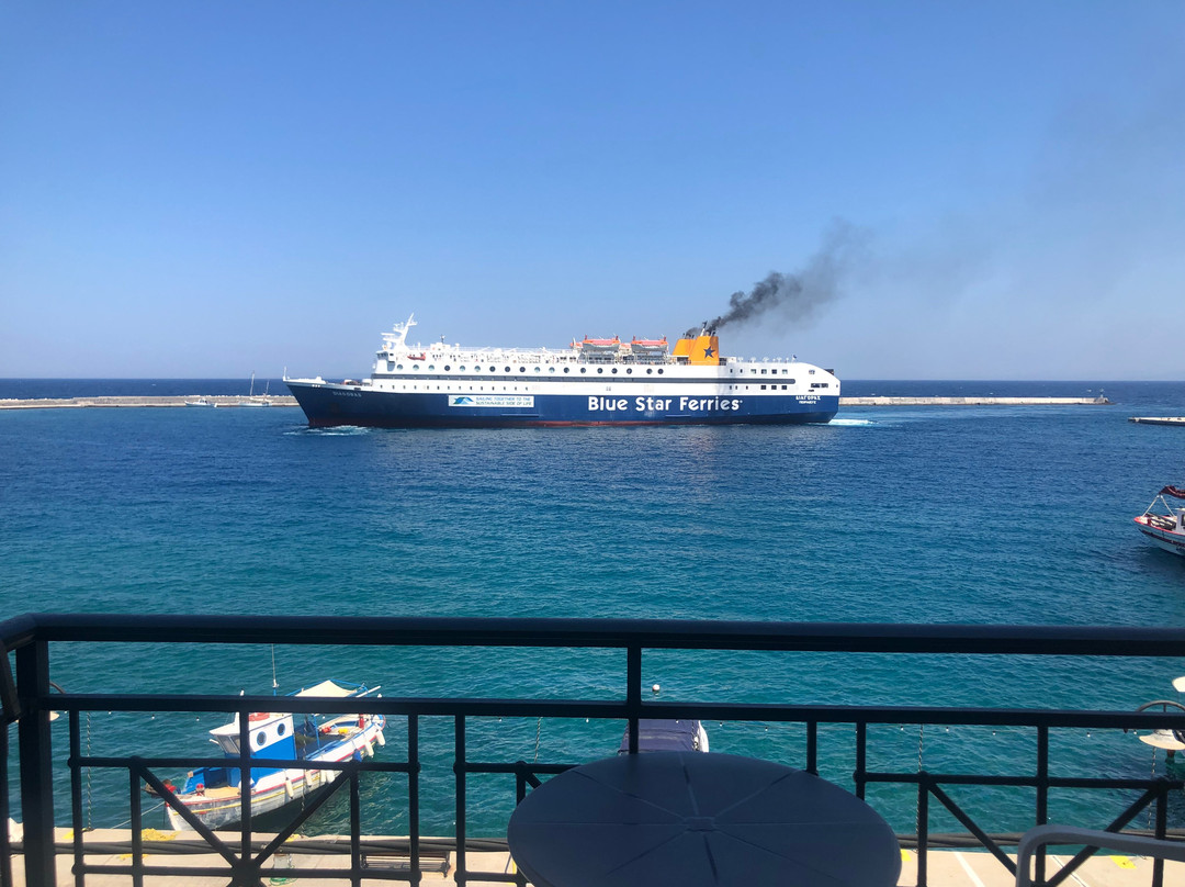Samaina Port Hotel主图
