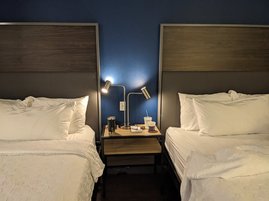 Tru by Hilton Milwaukee Brookfield主图