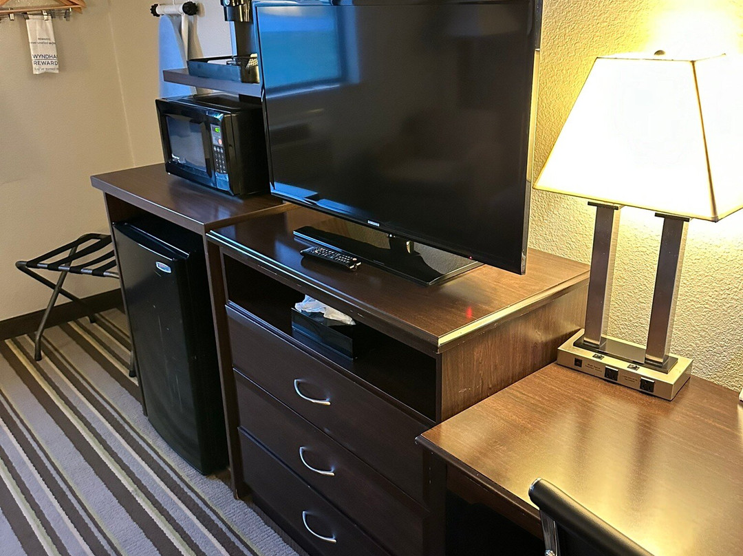 Super 8 by Wyndham Waynesboro主图