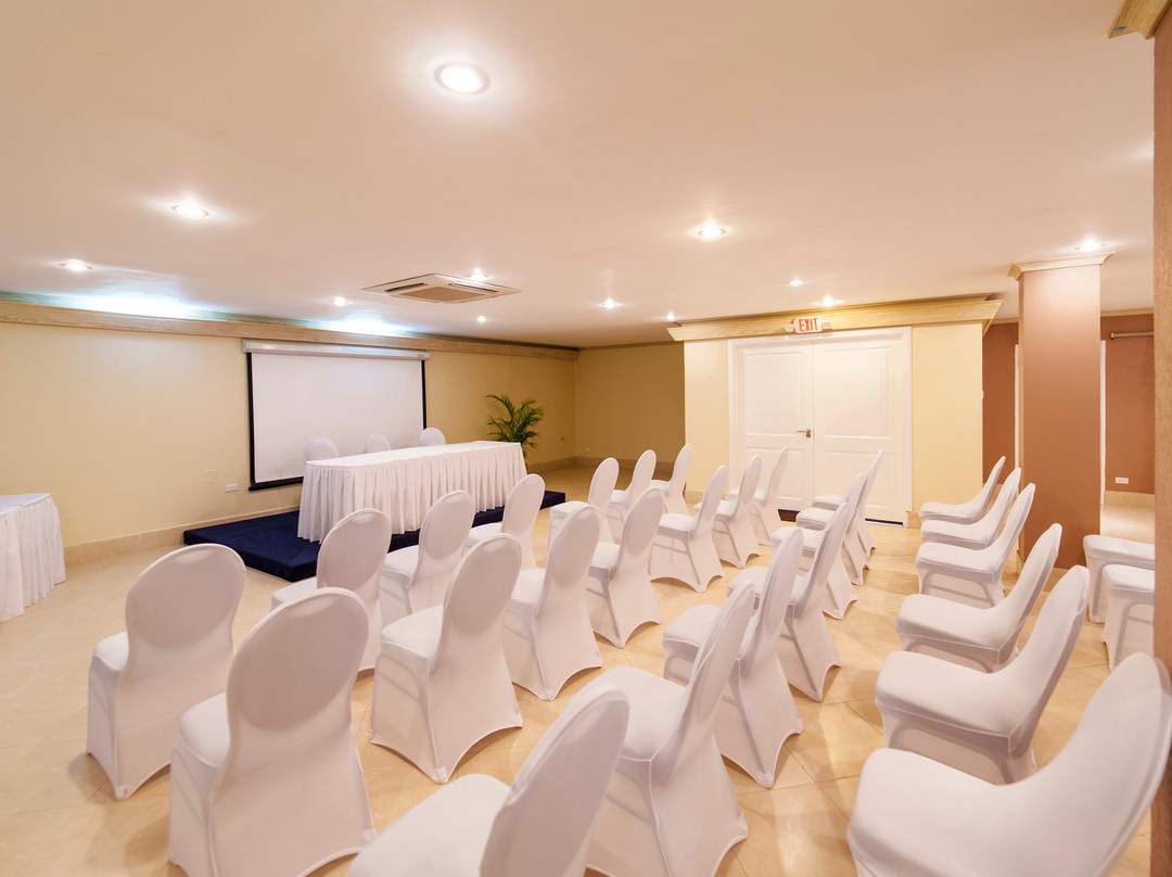 南方棕榈海滩俱乐部酒店主图