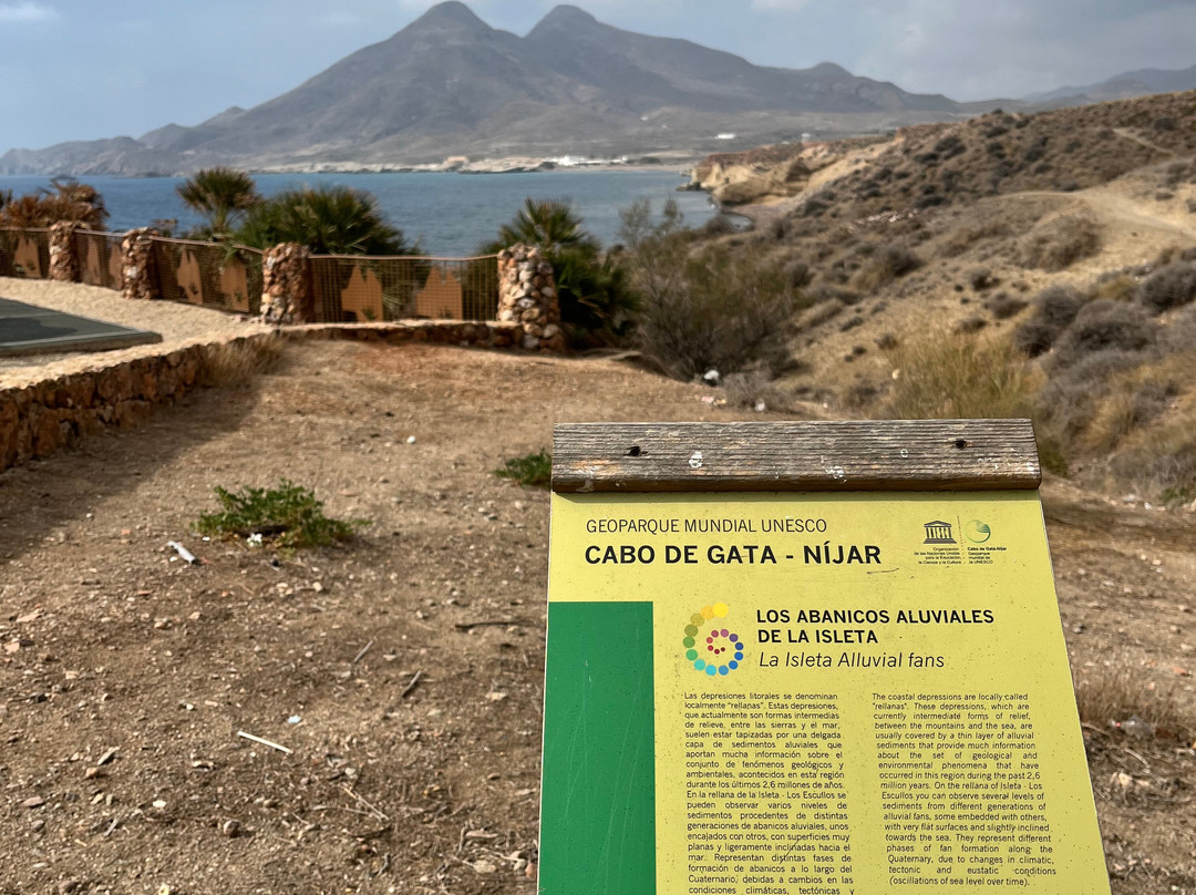 Mirador Isleta del Moro-La Isleta必去景点