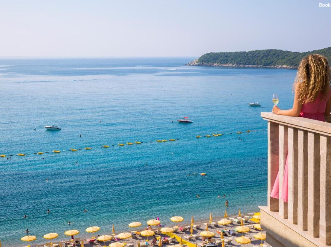 Poseidon The Beach Hotel主图