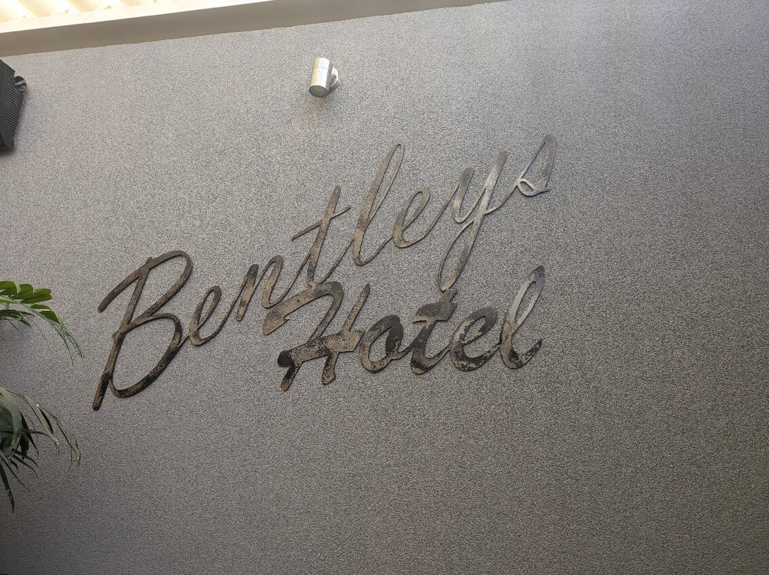 Bentleys Hotel主图