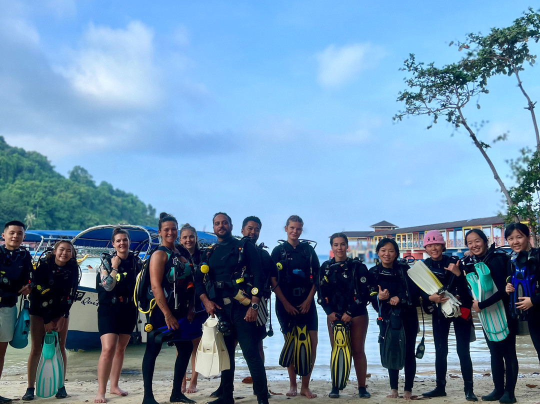 Quiver Dive Team景点图片