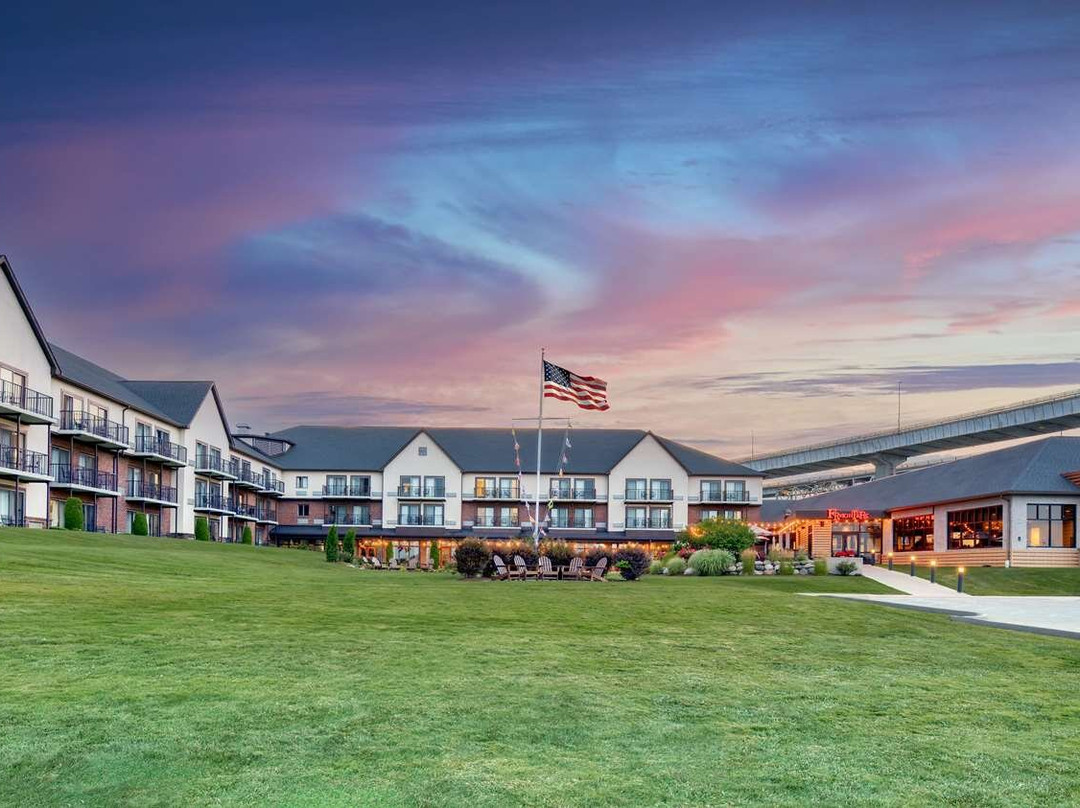 Avoca酒店住宿-DoubleTree by Hilton Hotel Port Huron