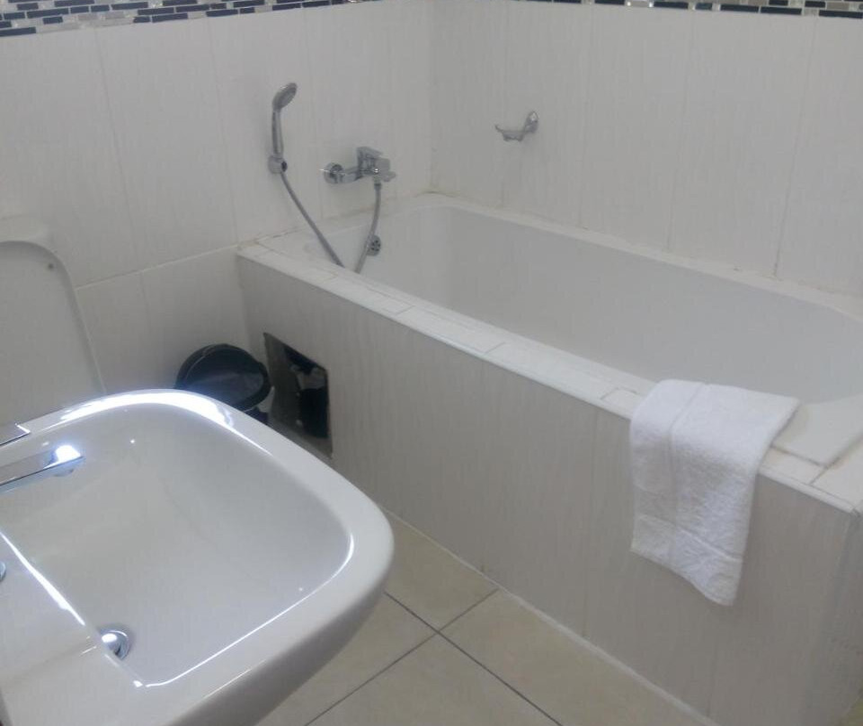 Eros Guest Inn