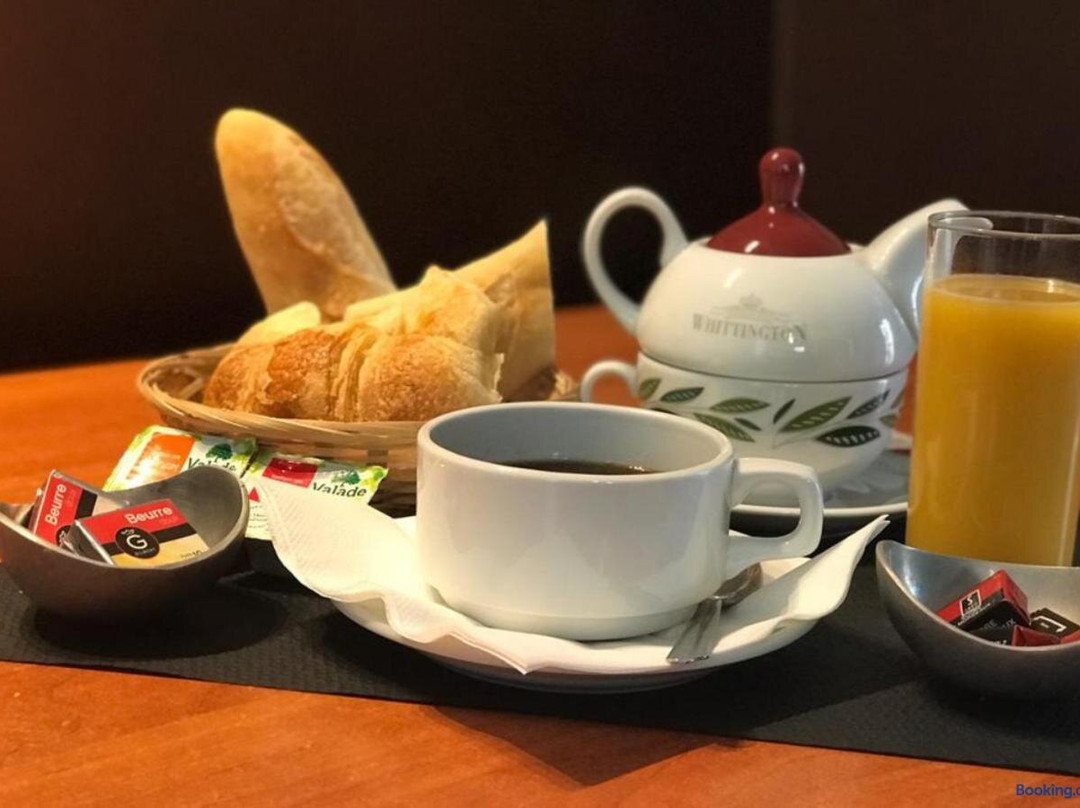中央酒吧酒店
