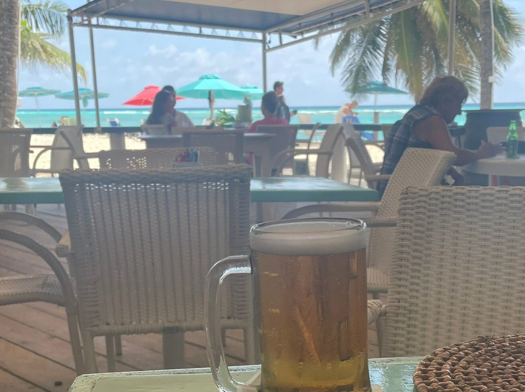 Carib Beach Bar-奥伊斯廷斯必去景点