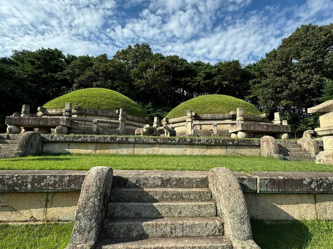 Tomb of King Kongmin-Kaesong必去景点