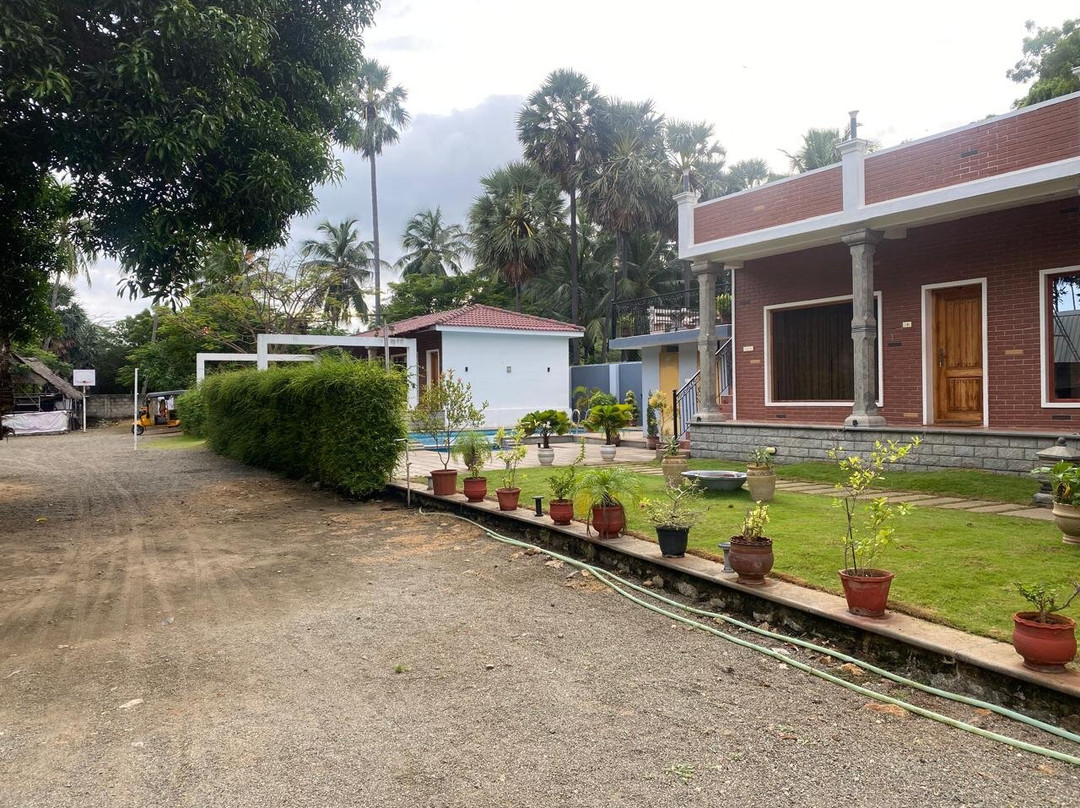 Sunshine Villas