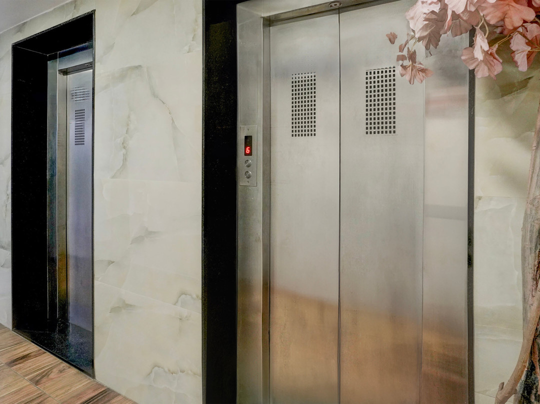 Super Townhouse Anand