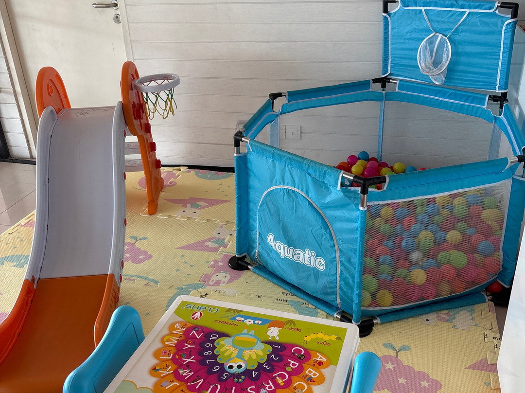 Starlet Hotel BSD City Tangerang主图