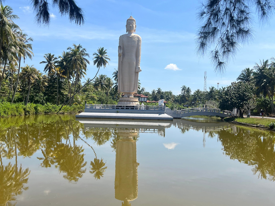 Tsunami Honganji Vihara-希克杜沃必去景点