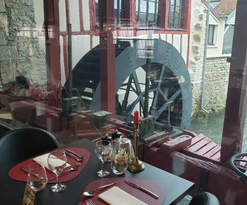 Hotel Restaurant Le Moulin du Landion主图
