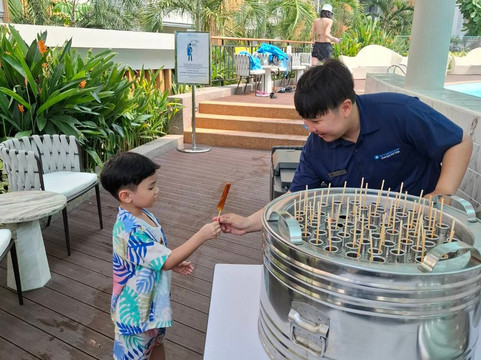 芭堤雅中天海滩温德姆酒店主图