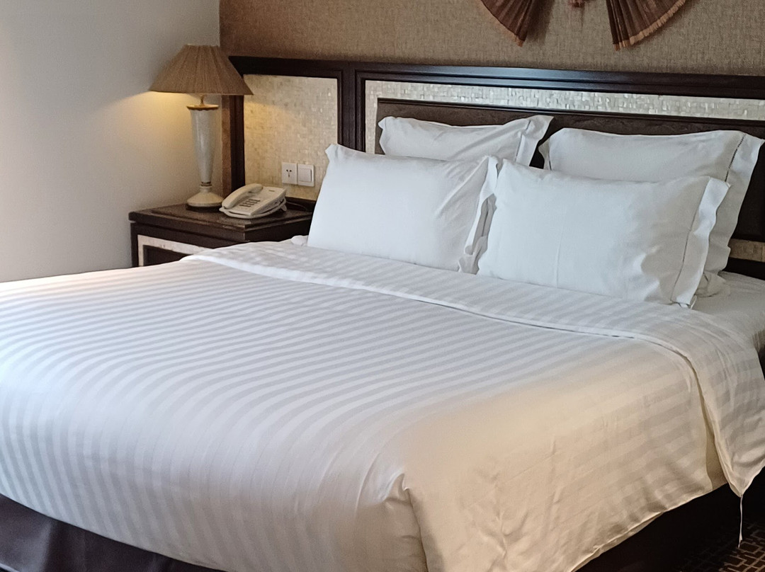 Ninh Binh Hidden Charm Hotel & Resort主图