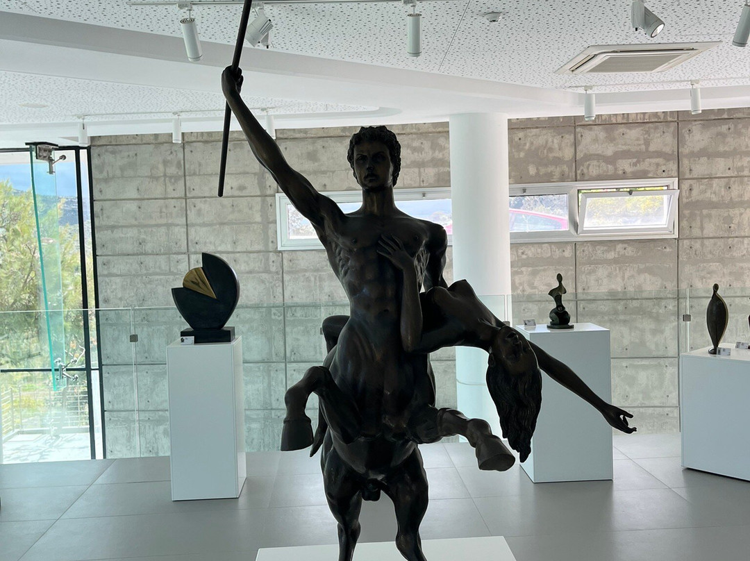 Mikri Salamina Sculpture Park-Fasoula必去景点