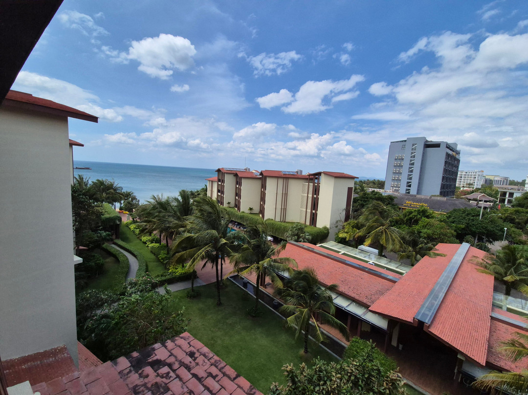 Dusit Princess Moonrise Beach Resort主图