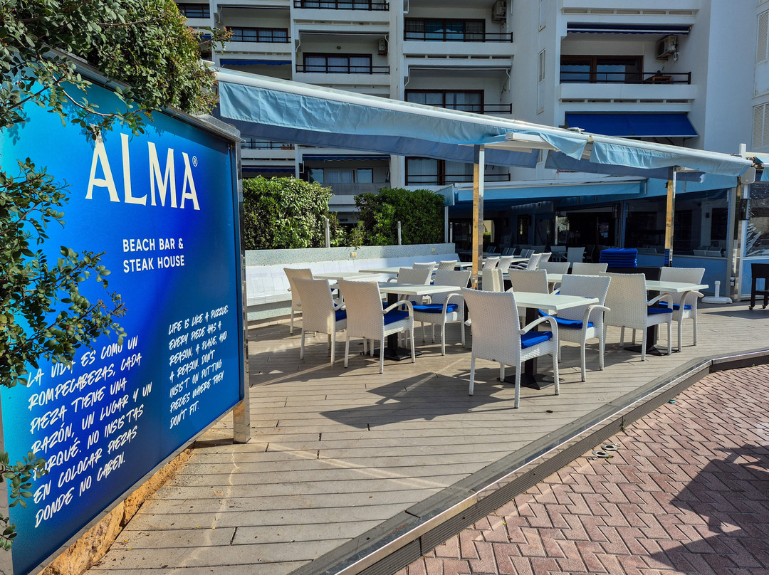Empatheia Steak House & Cafe Beach Bar