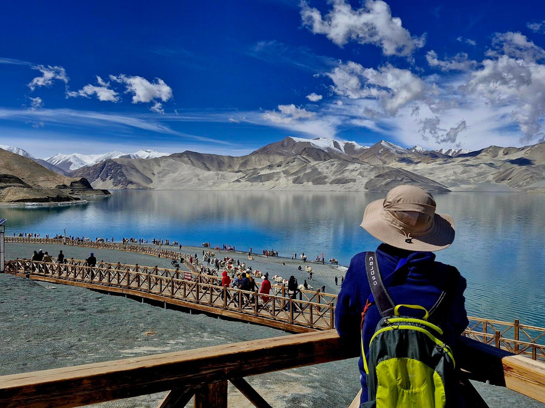 Silk Road Travel景点图片