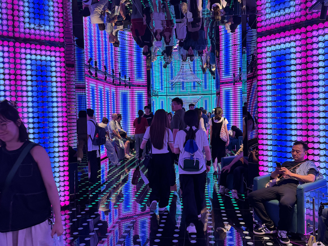 德基广场-南京市必去景点